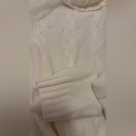 Copper Key Cream Cable Knit Turtleneck Sweater NWOT - Picture 3 of 8